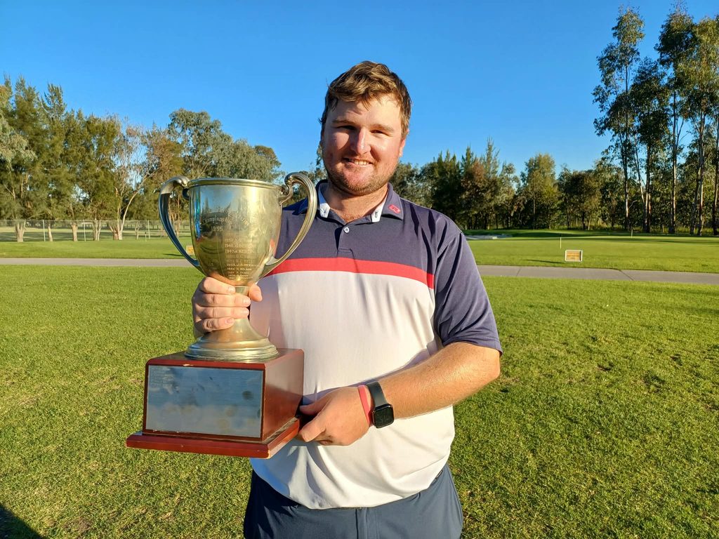 CLAYTON'S SMALLEST OF WINS FOR TITLE NUMBER THREE -